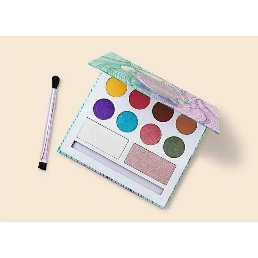 Moods by Laura Sanchez Eyeshadow and Highlighter Palette